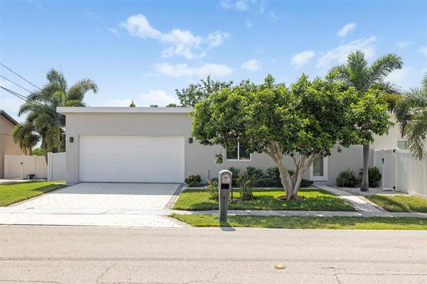 4524 RIVERWOOD AVE, Sarasota, FL 34231