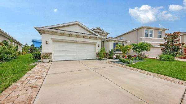 2108 MIDNIGHT PEARL DR, Sarasota, FL 34240