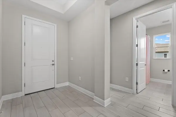 17668 SAVORY MIST CIR, Bradenton, FL 34211