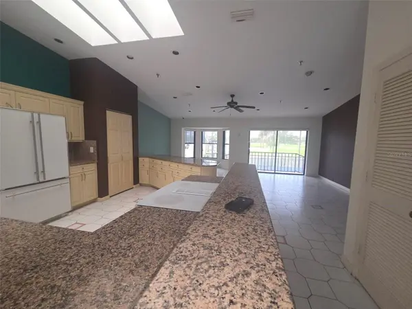 2321 HARBOUR OAKS DR, Longboat Key, FL 34228