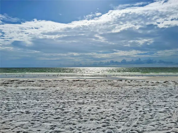 19 WHISPERING SANDS DR #401, Sarasota, FL 34242