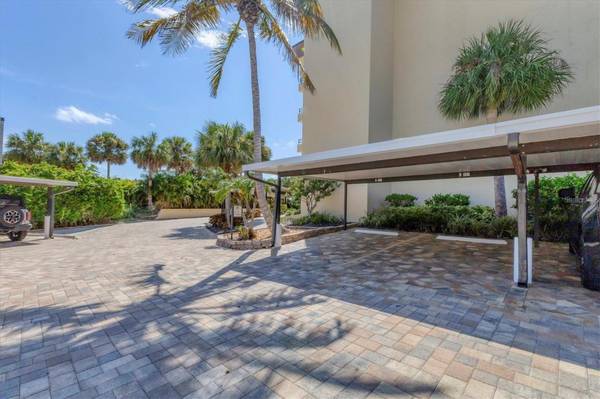 8776 MIDNIGHT PASS RD #C307, Sarasota, FL 34242