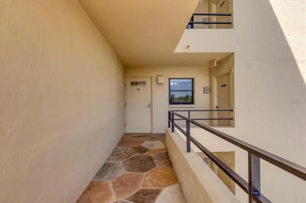 8776 MIDNIGHT PASS RD #C307, Sarasota, FL 34242
