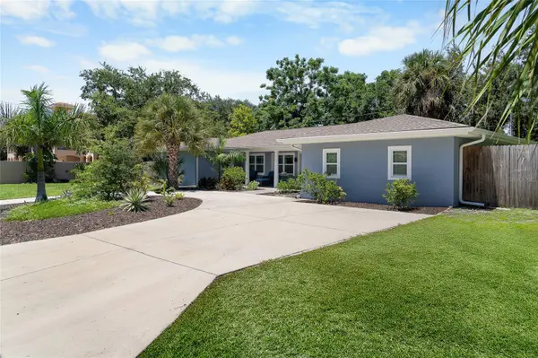 771 INDIAN BEACH CIR, Sarasota, FL 34234