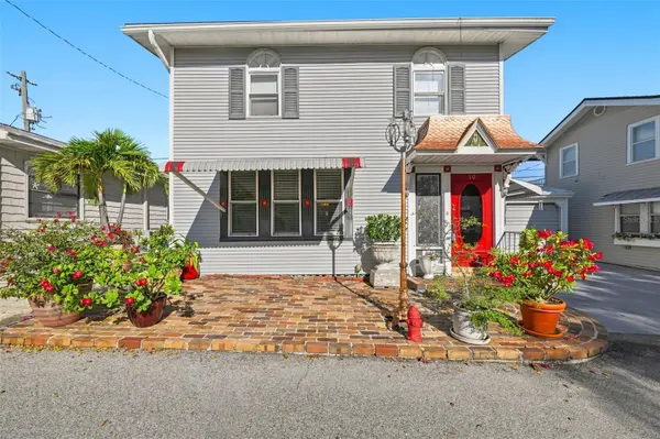 10 PLAZA ST E, Bradenton, FL 34208