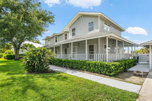 2002 8TH ST W, Palmetto, FL 34221