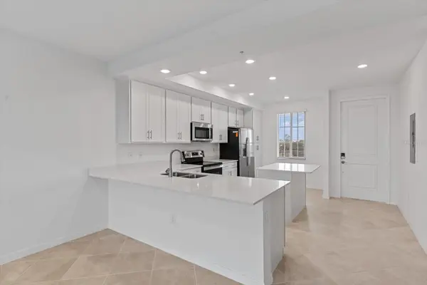 12180 WELLEN GOLF ST #305, Venice, FL 34293