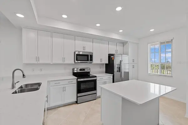 12180 WELLEN GOLF ST #305, Venice, FL 34293