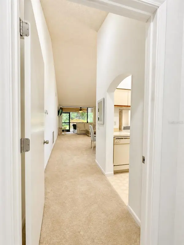 4529 MORNINGSIDE #8, Sarasota, FL 34235