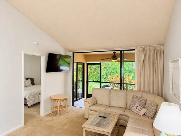 4529 MORNINGSIDE #8, Sarasota, FL 34235