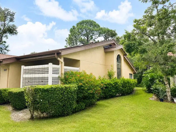 4529 MORNINGSIDE #8, Sarasota, FL 34235