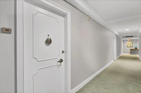 1212 BENJAMIN FRANKLIN DR #708, Sarasota, FL 34236