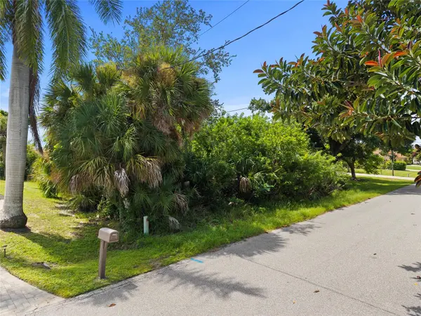 2434 HERRON TER, Port Charlotte, FL 33981