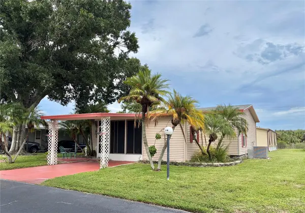 5707 45TH ST E #64, Bradenton, FL 34203