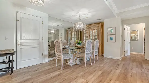 750 N TAMIAMI TRL #304, Sarasota, FL 34236