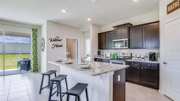 18119 TAVERNSIDE TRL, Lakewood Ranch, FL 34211