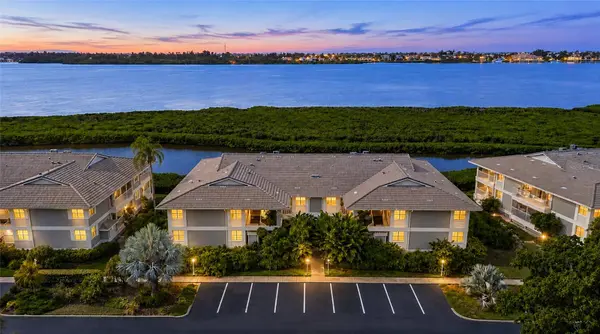 1249 EDGEWATER CIR #73, Bradenton, FL 34209
