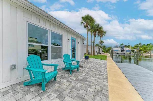 707 SAINT JUDES DR S #1, Longboat Key, FL 34228