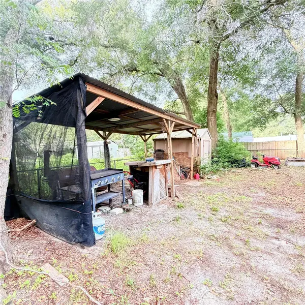 20315 GREENWING RD, Altoona, FL 32702