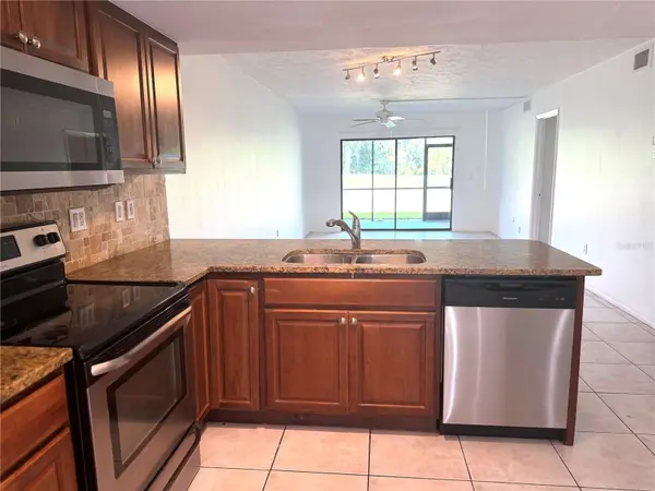 7750 EAGLE CREEK DR #7750, Sarasota, FL 34243
