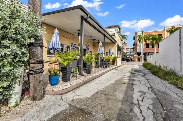 111 W OLYMPIA AVE, Punta Gorda, FL 33950