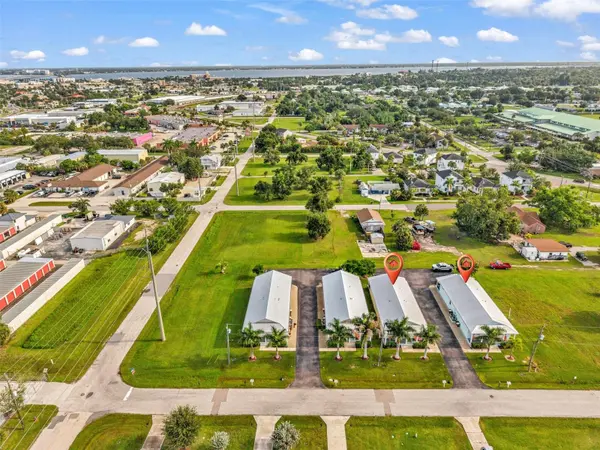 314 E GRACE ST, Punta Gorda, FL 33950