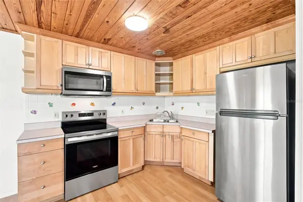455 62ND ST, Holmes Beach, FL 34217
