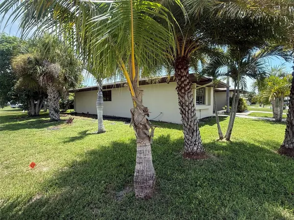 2516 BALTIC AVE, Port Charlotte, FL 33952