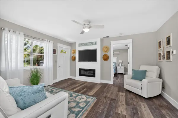 2015 KENDIS ST, Port Charlotte, FL 33948