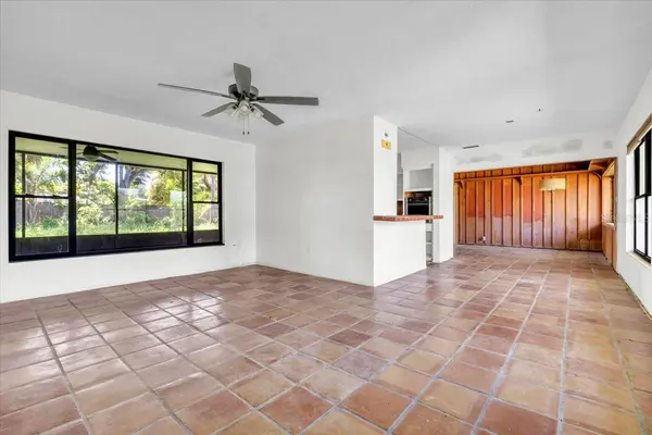 807 LUCILLE AVE, Nokomis, FL 34275