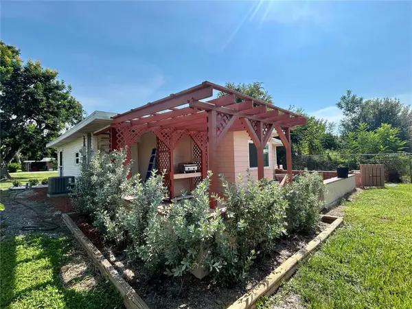 1742 MANGOE ST, Punta Gorda, FL 33980