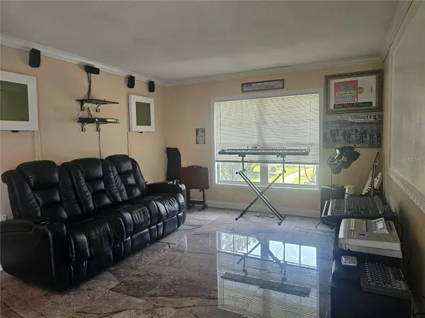 4882 CONWAY RD #82, Orlando, FL 32812