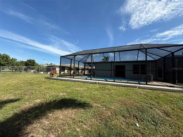 165 DARTMOUTH DR NW, Port Charlotte, FL 33952