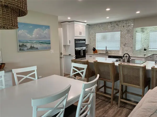 5240 SEMINOLE CT, Cape Coral, FL 33904