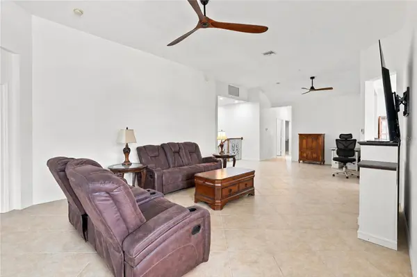 16560 GOLDENROD LN #201, Alva, FL 33920