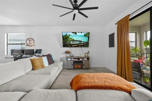 13845 PINE LODGE LN, Fort Myers, FL 33913