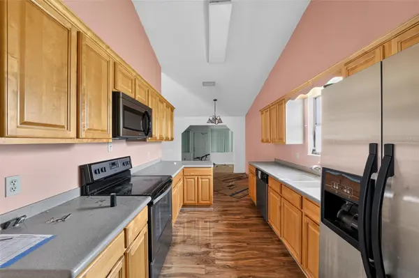 1632 CAINS AVE NW, Palm Bay, FL 32907