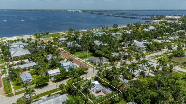 717 W MARION AVE, Punta Gorda, FL 33950