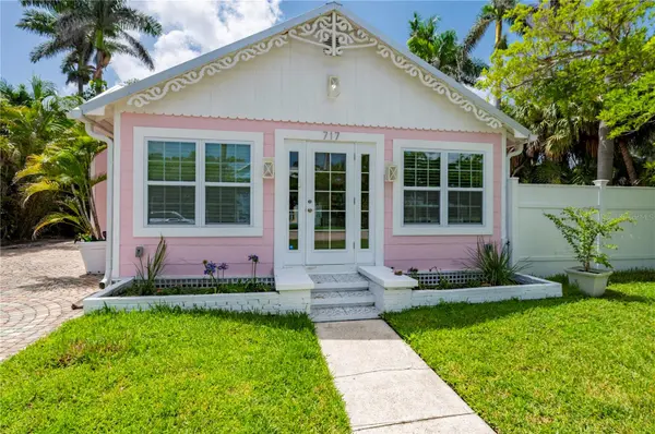 717 W MARION AVE, Punta Gorda, FL 33950