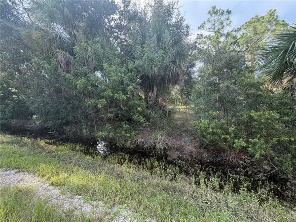 28202 ALATADENA DR, Punta Gorda, FL 33955