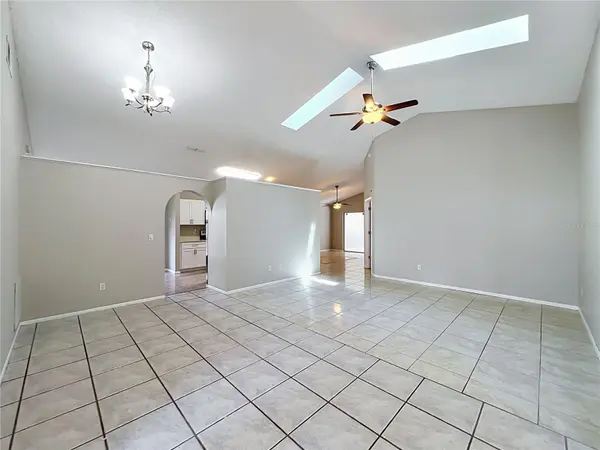 1365 CRAWFORD DR, Apopka, FL 32703