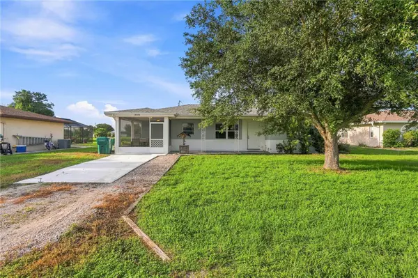 30040 OAK RD, Punta Gorda, FL 33982