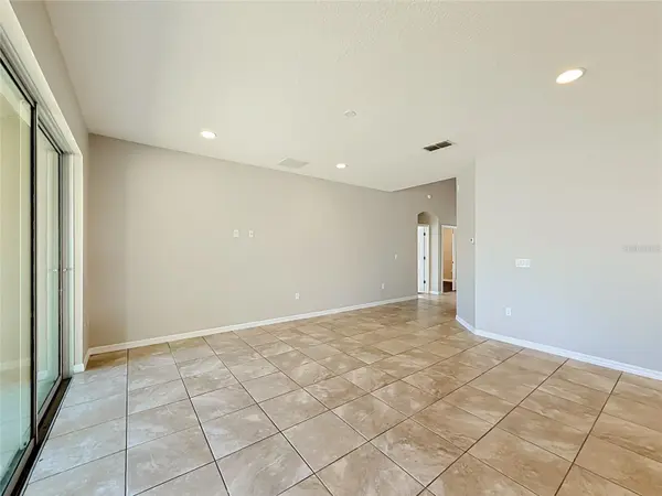 3319 BETHPAGE LOOP, Mount Dora, FL 32757