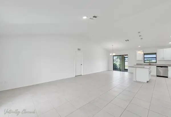 217 NE 20TH TER, Cape Coral, FL 33909