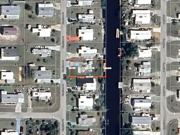 1305 KINGFISHER DR, Englewood, FL 34224