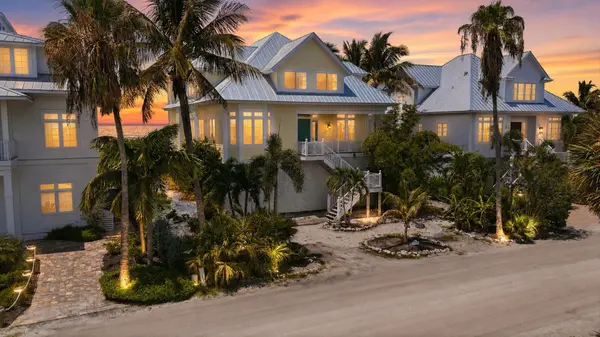 7394 PALM ISLAND DR, Placida, FL 33946