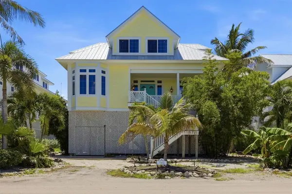 7394 PALM ISLAND DR, Placida, FL 33946