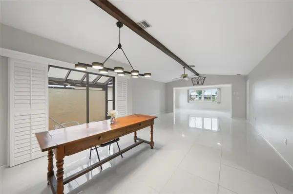 49 SANDSTONE CIR, Venice, FL 34293