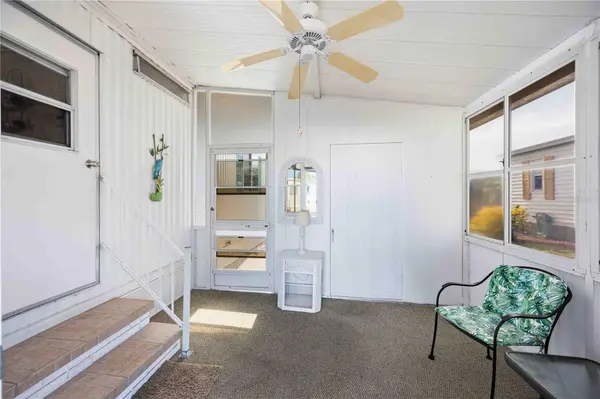 16 N GRANADA PLZ, Englewood, FL 34223