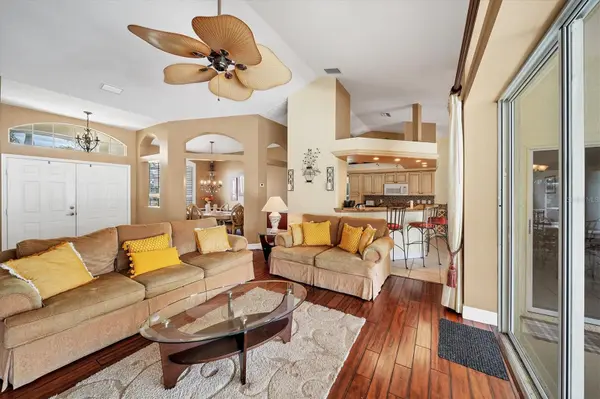 36 PINE VALLEY CT, Rotonda West, FL 33947